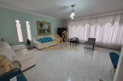 Casa Térrea à Venda no Bairro Olímpico, 540m² com 3 Dormitórios e Edìcula
