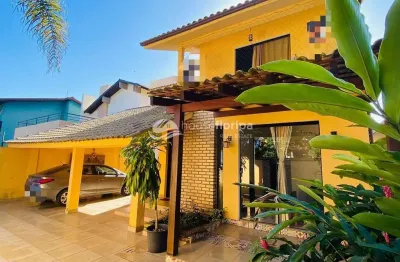 Casa de 6 quartos com grande quintal, horta  à venda no campeche, próximo às belas praias e comérci