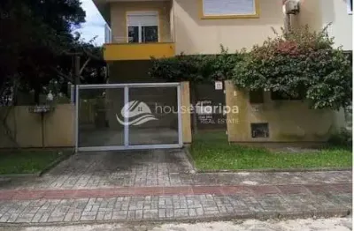 Casa com 3 dormitórios à venda, próxima a praia dos açores, no pântano do sul, florianópolis, sc