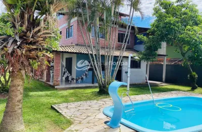 Casa de 5 quartos com piscina à venda no campeche, sul da ilha, com amplo terreno, excelente locali