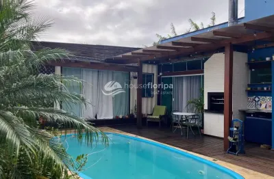 2 casas independentes à venda, financiável, de frente para a área de preservação nos açores, pântan