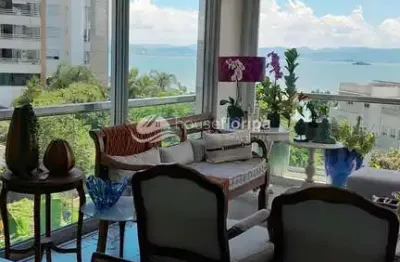 Apartamento de alto padrão com vista mar à venda, com 3 suítes e 237m2, em joão paulo, florianópoli