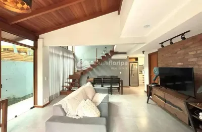 Casa à venda mobiliada com 3 dormitórios em meio a natureza, no canto da lagoa, florianópolis, sc