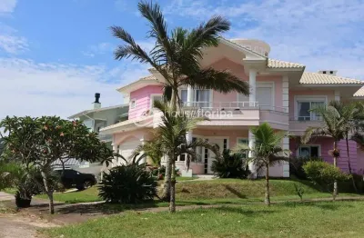 Casa à venda na quadra do mar, com 5 dormitórios na praia dos açores, pântano do sul, florianópolis