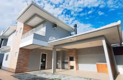 Casa em condomínio no campeche muito bem localizada com 3 quartos sendo 1 suíte, ótima oportunidade