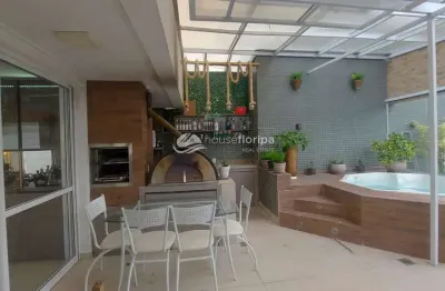 Cobertura exclusiva com terraço, spa e vista panorâmica, 2 vagas de garagem no itacorubi – florianó