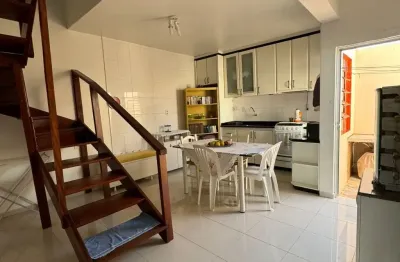 Casa com 4 quartos à venda na Rua Marcelino Simas, 126, Estreito, Florianópolis