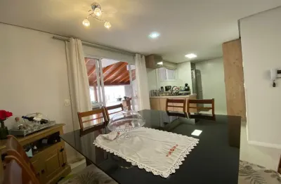 Casa com 3 quartos à venda na Servidão Cláudio Antônio Schmidt, 268, Praia Comprida, São José