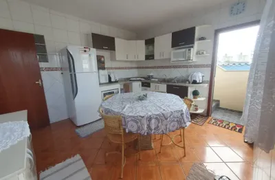 Casa com 4 quartos à venda na Servidão Dona Júlia, 12, Ipiranga, São José