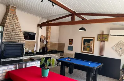 Casa com 3 quartos à venda na Rua Alfredo Hermenegildo da Rosa, 112, Fazenda Santo Antônio, São José
