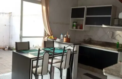 Casa com 4 quartos à venda na Rua Araranguá, 22, Bela Vista, São José