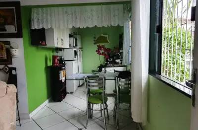 Casa com 2 quartos à venda na Rua Edison da Silva Jardim, 1836, Coloninha, Florianópolis