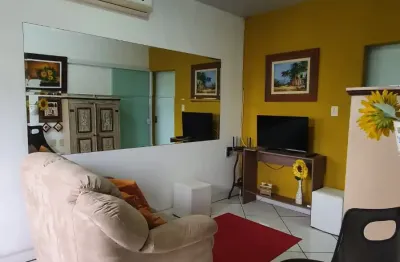 Casa com 2 quartos à venda na Rua Edison da Silva Jardim, 1836, Coloninha, Florianópolis