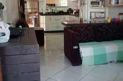 Casa com 2 quartos à venda na Rua dos Cajueiros, 88, Madri, Palhoça