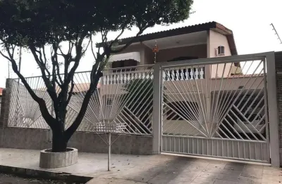 Casa com 4 quartos à venda na Avenida Europa, Jardim Tropical, Cuiabá