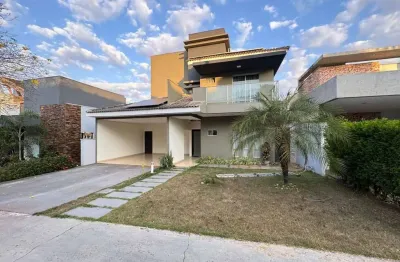 Casa com 2 quartos para alugar na Avenida das Palmeiras, Jardim Imperial, Cuiabá