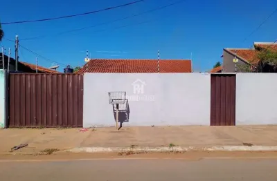 Vende-se excelente casa bairro canelas/ouro verde em varzea grande