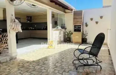 Vende-se casa residencial júlio de campos, varzea grande/mt