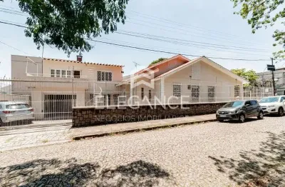 Elegance imóveis vende casa com 3 dormitórios (2 suítes) 3 vagas box/garagem pátio vila ipiranga porto alegre