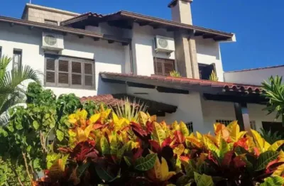 Casa com 4 quartos à venda na rua arnaldo ballve, 709, jardim itu sabará, porto alegre, 335 m2 por r$ 1.100.000
