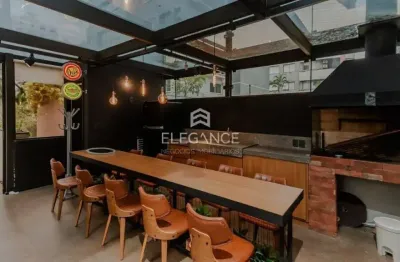 Elegance imóveis vende apartamento garden desocupado com 169 m2 privativos, 2 dormitórios, suíte, 2 vagas box garagem. petrópolis porto alegre