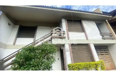 Casa com 5 quartos à venda na rua general couto de magalhães, 533, higienópolis, porto alegre por r$ 1.250.000