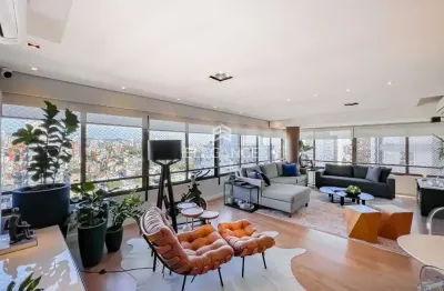 Apartamento lindo desocupado para comprar com 2 dormitórios sendo 2 suítes, lareira, 2 vagas box garagem bela vista porto alegre. elegance imóveis.