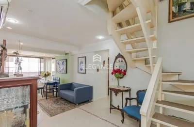 Cobertura linda para comprar com 169 m2, 3 dormitórios suíte, terraço com piscina e 2 vagas box garagem mont serrat porto alegre. elegance imóveis