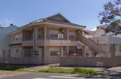 Casa à venda em porto alegre-rs, vila ipiranga: 5 quartos, 2 suítes, 4 banheiros, 5 vagas de garagem, 233m2.elegance imóveis.