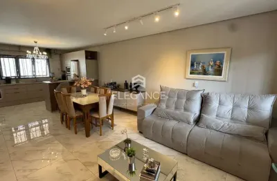 Casa linda para comprar com 161 m2, 3 dormitórios, suíte com closet, 3 vagas box garagem, jardim lindóia porto alegre. elegance imóveis.