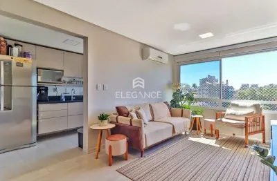 Apartamento à venda em Porto Alegre-RS, Vila Ipiranga: 2 quartos, 1 suíte, 2 banheiros, 2 vagas de garagem, 73,33m2 de área privativa. Elegance Imóvei