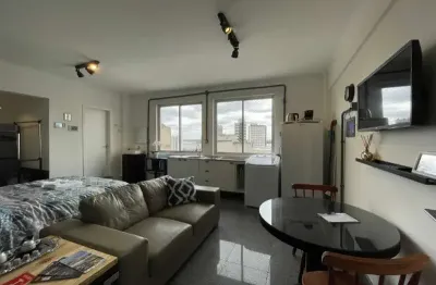 Lindo stúdio/loft 28 m2 privativos para residir ou investir no centro histórico porto alegre. elegance imóveis