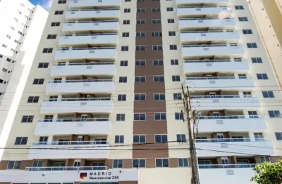 Alugo 2/4 com armários na cozinha e banheiros no residencial madrid