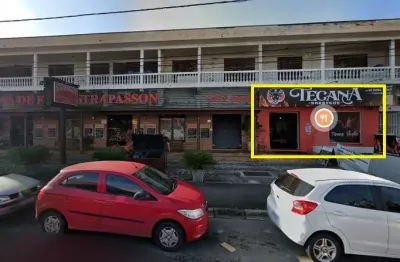 Ponto comercial santa felicidade ao lado frios strapasson
