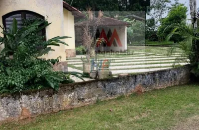Ref 16.245 excelente casa assobradada muito bem  localizada cond. park imperial, 360 m²  area construída,  4 dormitórios , churrasqueira.