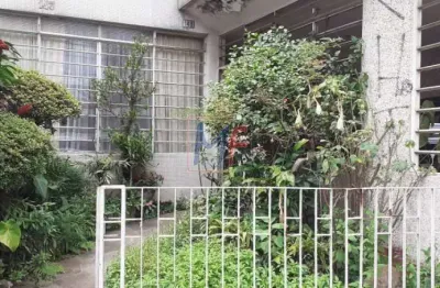 Excelente sobrado na chácara califórnia, 150m² a.u, 3 dormitórios, sala, copa, cozinha, área de serviço, terraço, jardim, 2 vagas. (ref 16.935)