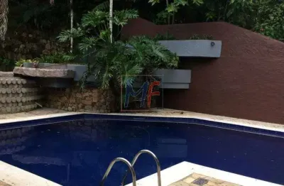 Lindíssima casa assobradada para venda no cond. park imperial com 4  suites , 6 vagas , mobiliada . estuda propostas. ref: 9.767