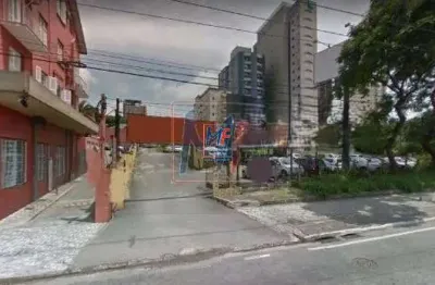 Excelente terreno com 2747 m², e prédio 1.428 m2 a.c. bairro centro. zon. coml. e residencial. estuda permuta.(ref: 10.186)