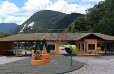 Terreno  32.150 m² na praia da mococa dentro de cond. fechado não faz parte do cond., mas não tem entrada independente. ref: 10.815 -