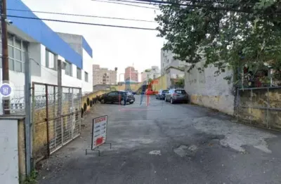 Excelente terreno no bairro pinheiros,900 m² , 2 frentes, zoneamento zm. locado para estacionamento. não aceita permutas. ref 12.898