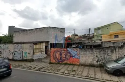 Terreno de esquina no jardim ângela de  724 m² e área construída 490 m² ,região farta de comércios, testada 43 m, zon. zc.  ref 15.842