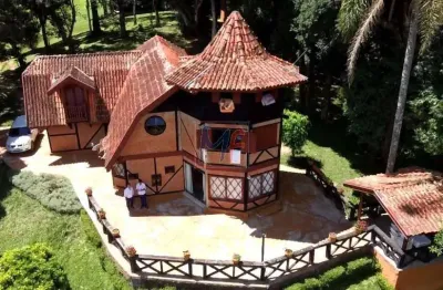 Excelente sítio em campos do jordão/sp, 100.000 m², com casa sede, restaurante, lagos, estacionamento, ideal para pousadas e pesqueiros (ref 17.018)