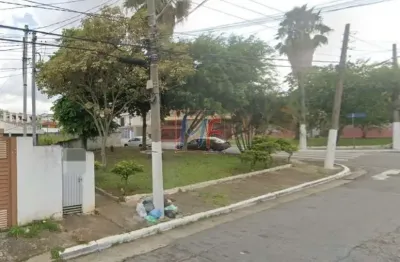 Excelente terreno no bairro vila invernada, com 954m² ,  61m² área construida , frente: 52m², zm zon. não aceita permutas.   ref 17.048