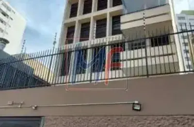 Excelente apartamento localizado no bairro da vila monumento, com 130 m²  a.u., 3 dorms, (1 suíte), 2 banheiros, 1 vaga. ref: 17.767