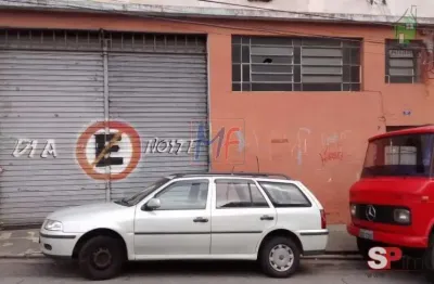 Excelente galpão na vila antonieta, 600 m² a.u., com refeitório, vestiário, 5 banheiros, espaço p/ máquinas com energia trifásica (ref 17.566)