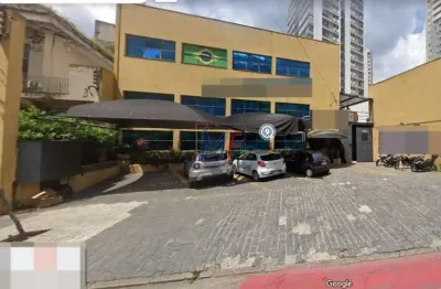 Ótimo prédio comercial no alto de pinheiros, com 1.177m² a.c., 662 m² terreno, testada de 18 m. zona zc. analisa permutas (ref 17.921)