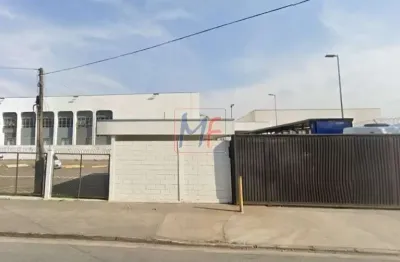Excelente prédio comercial em cubatão, com 4.238 m² a.c., 5.000 m² a.t., prox. centro administrativo da ambev (ref 18.131)