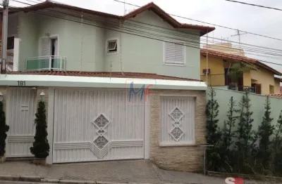 Excelente sobrado na vila romero, com 2 dormitórios (2 suítes), sala, cozinha, piscina, churrasqueira, 2 vagas  zm. testada 16 m.(ref 19.003)