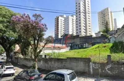 Excelente terreno no Tatuapé, com 1400 m² de área, nas proximidades da Av. Vereador Abel Ferreira. Testada de 11 m . ZM.  (REF 19.119)