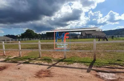 Excelente terreno com haras campos do jordão , 40.000 m² , 1.182 m2 a.c. e 40 baias. prox. pousada hípica golf ref 19.114